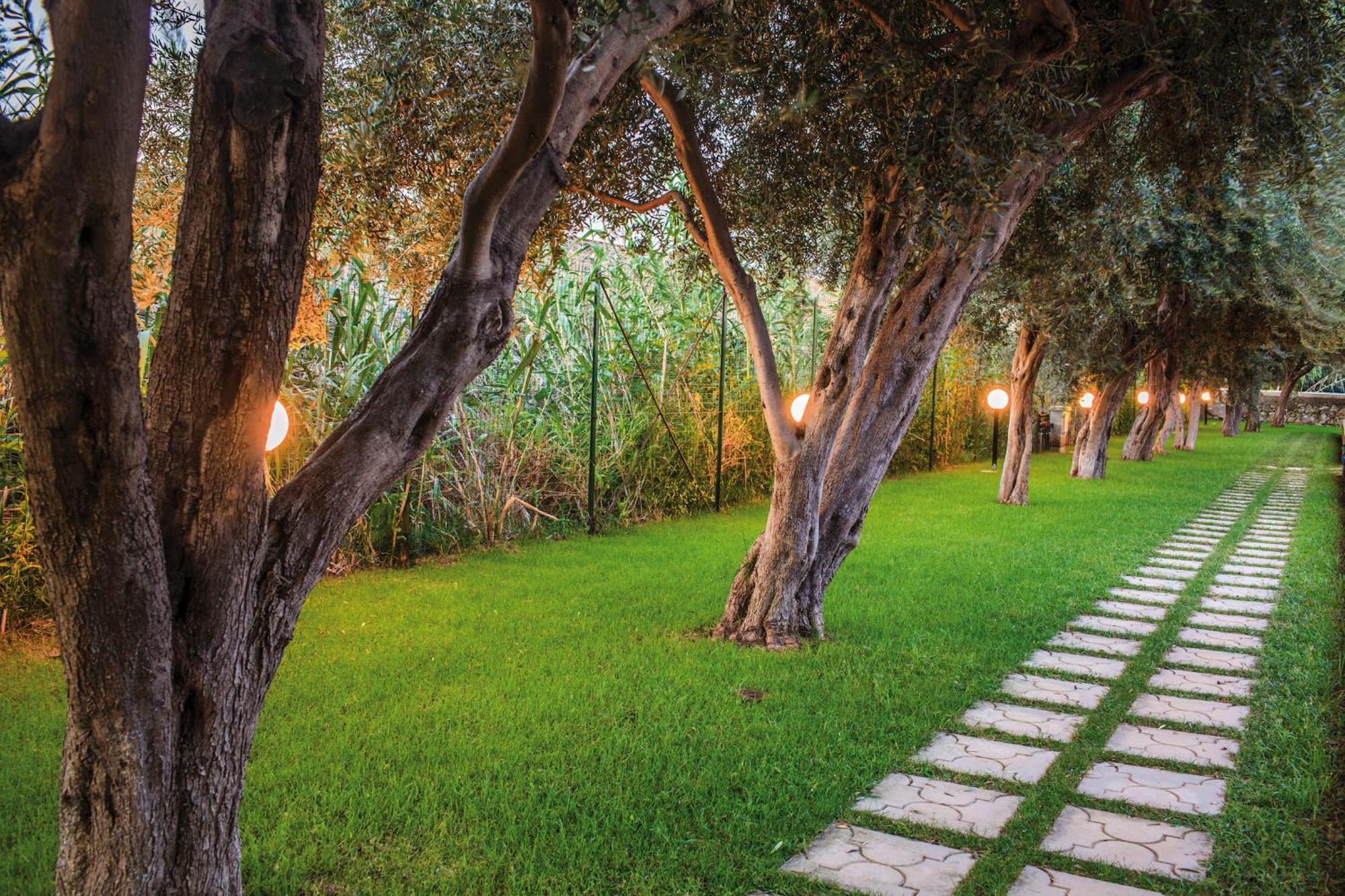 Riviera Del Sole Hotel Resort Spa Piraino Exterior foto